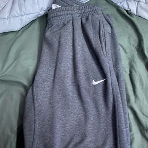Nike Sweatpants